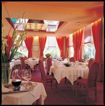 La Bourbonnaise Hotel Serezin-du-Rhone Exterior photo